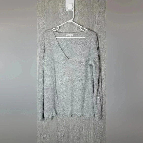 Aeropostale sweater gray size large - Picture 1 of 4